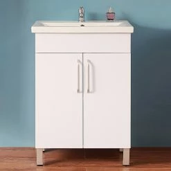 Nouveau 🥰 AICA Sanitaire meuble avec 2 portes couleur blanc, meuble avec pied, lavabo en céramique ❤️ 12 Nouveau 🥰 AICA Sanitaire meuble avec 2 portes couleur blanc, meuble avec pied, lavabo en céramique ❤️ -Accessoires pour la maison Soldes 4764075264069 4